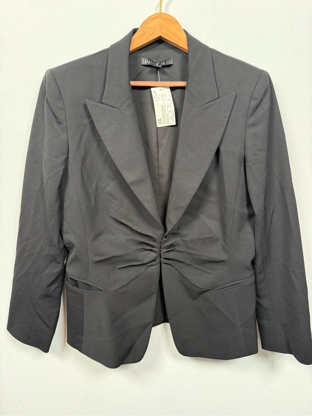 Lafayette 148 New York Black Ruched Waist Crepe Blazer Size 6 Great Condition